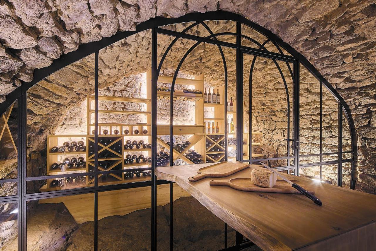 Gite Des Caves Secretes Tiffauges Exterior photo